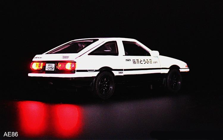 1:28 Toyota AE86 diecast pull back car with working lights!