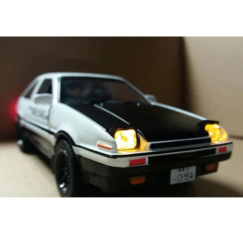 1:28 Toyota AE86 diecast pull back car with working lights!