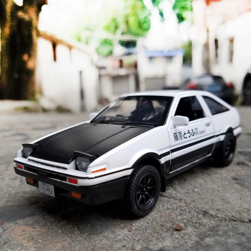 1:28 Toyota AE86 diecast pull back car with working lights!