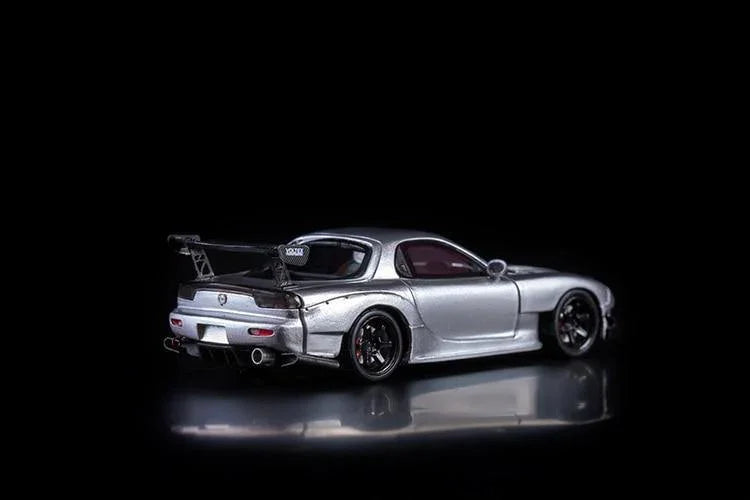 1:64 Mazda RX-7 RE Amemiya resin model car