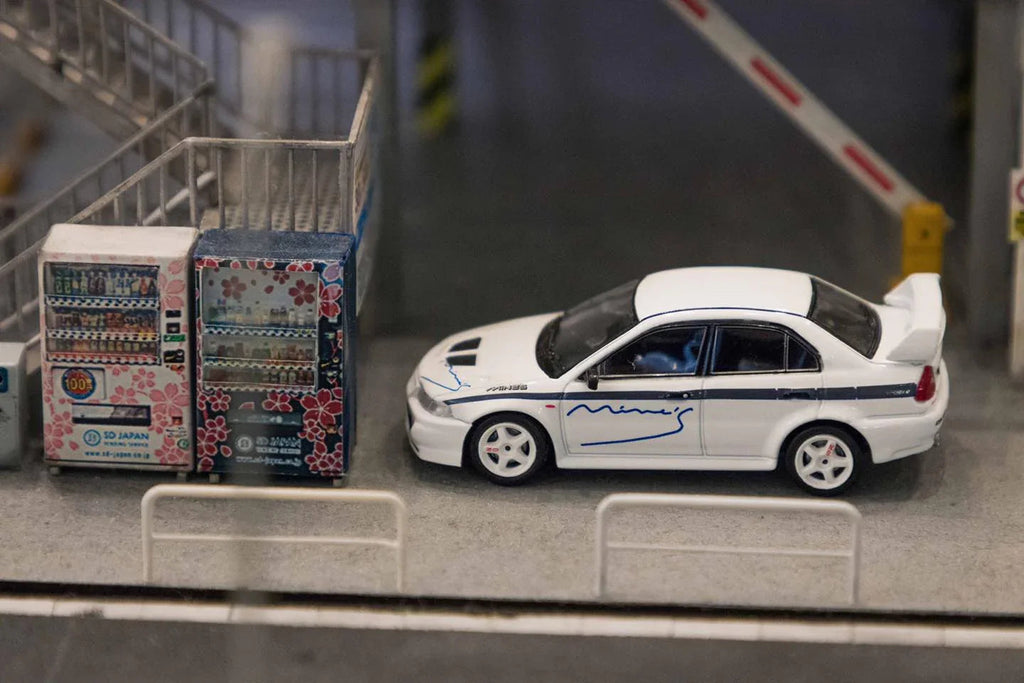 1:64 Mine's Mitsubishi Lancer EVO VI White Diecast Model Car