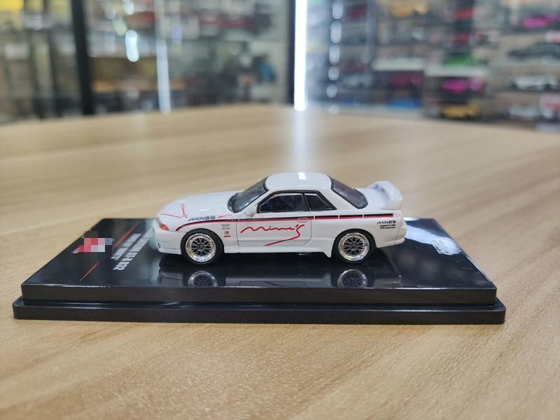 1:64 Mine's Nissan Skyline R32 GT-R