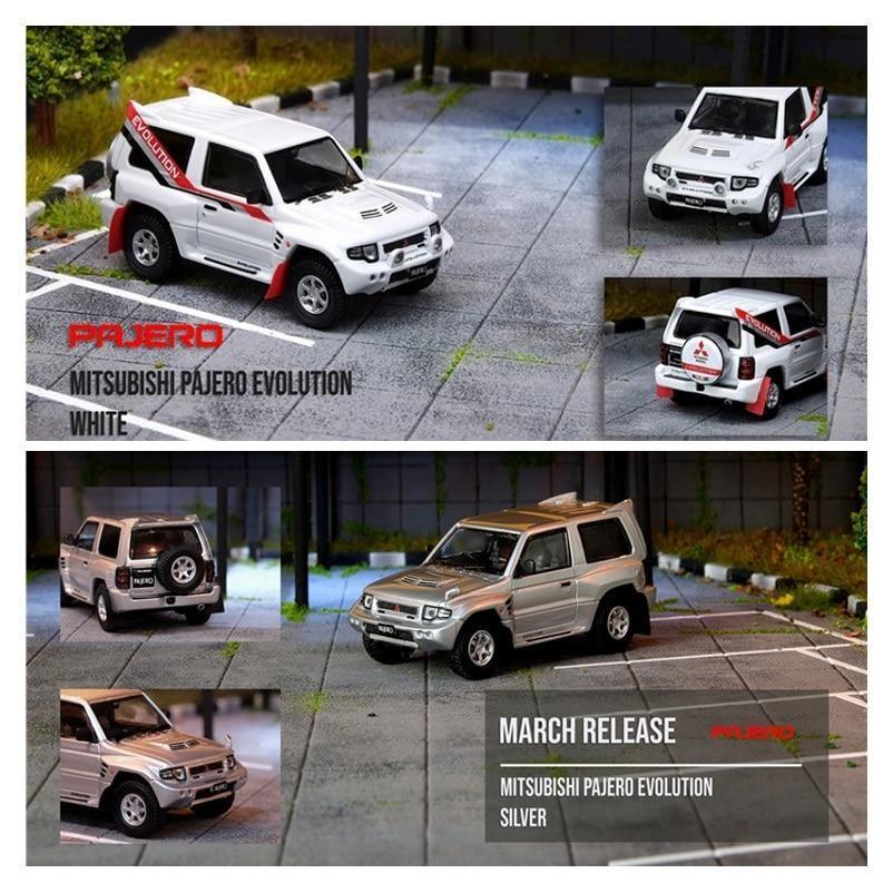 1:64 Mitsubishi Pajero EVO model car
