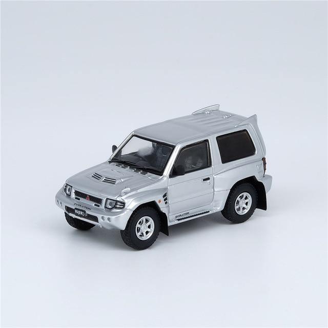 1:64 Mitsubishi Pajero EVO model car
