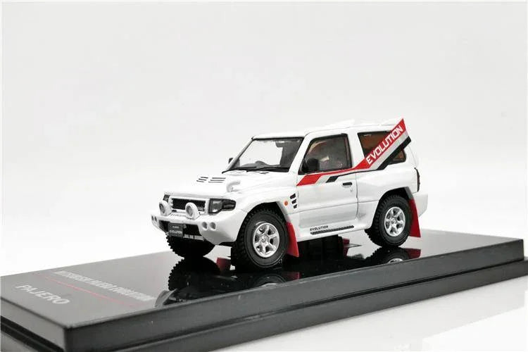 1:64 Mitsubishi Pajero EVO model car