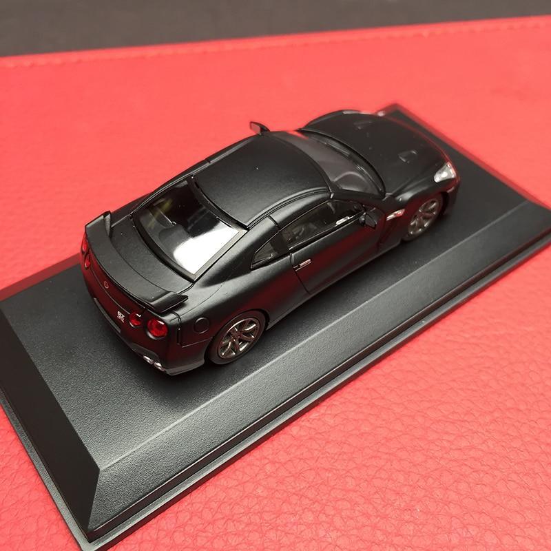 1:64 Nissan Skyline GTR 50th Anniversary model collectors set - R32, R33, R34 & R35