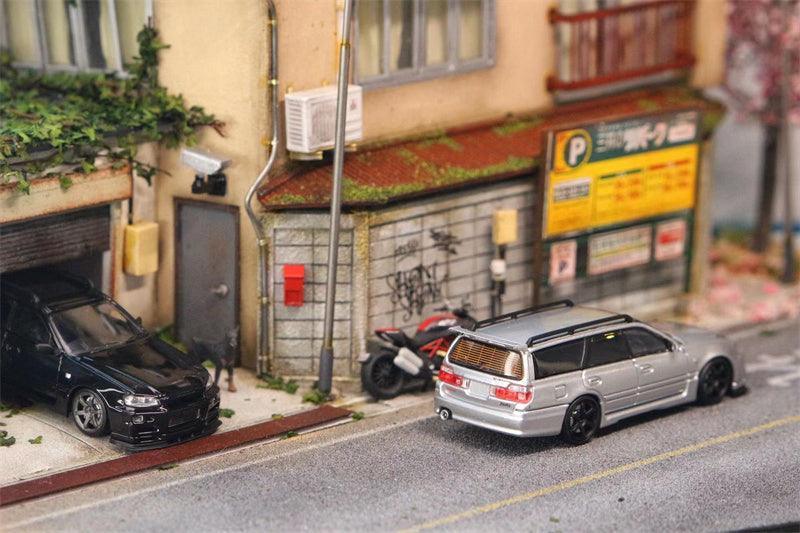 1:64 Nissan Stagea R34 facelift scale model