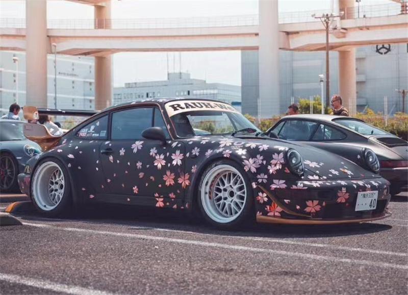 1:64 RWB Porsche 911 RAUH-Welt 964 Sakura Black Diecast Model Car
